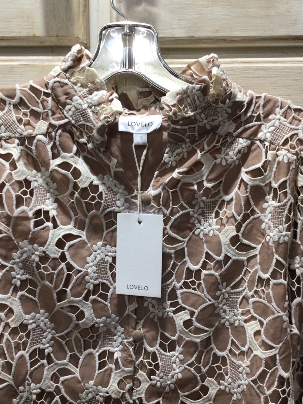 LoveLO Beige and Cream Lace Blouse - Picture 3 of 5